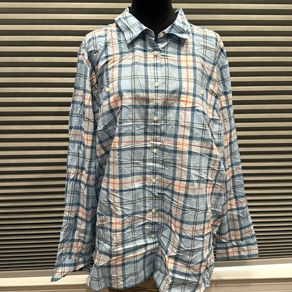 Long sleeve button T-shirt